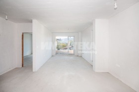 1 quarto Belomorski, Plovdiv 1
