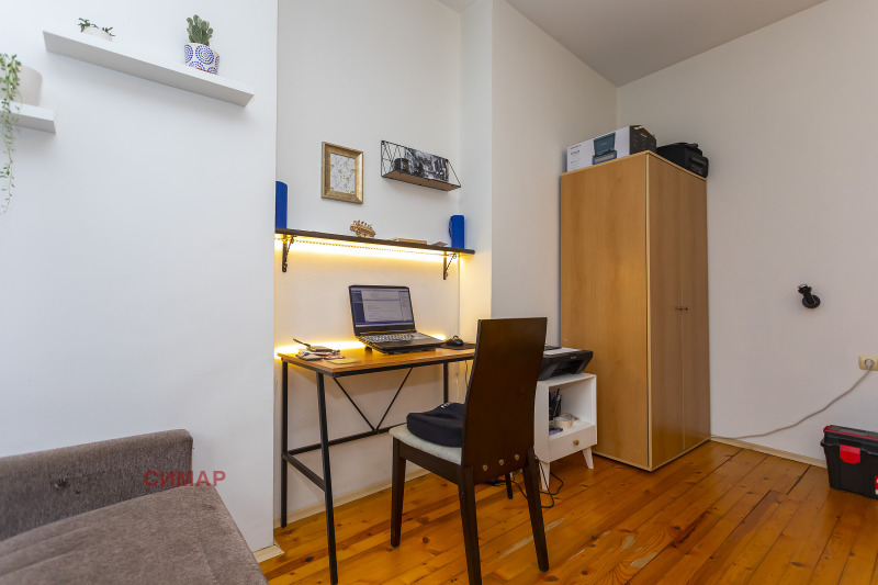 De vânzare  2 dormitoare Sofia , Țentâr , 67 mp | 49672672 - imagine [8]