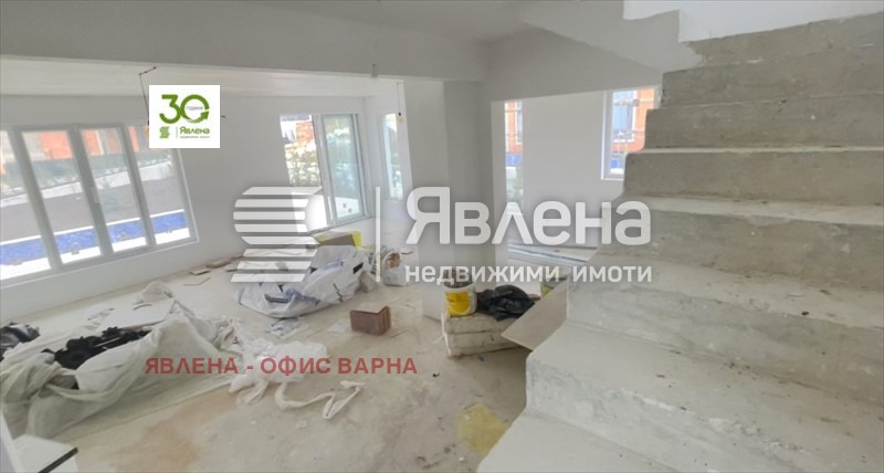 Продава КЪЩА, гр. Варна, м-т Долна Трака, снимка 2 - Къщи - 48018843