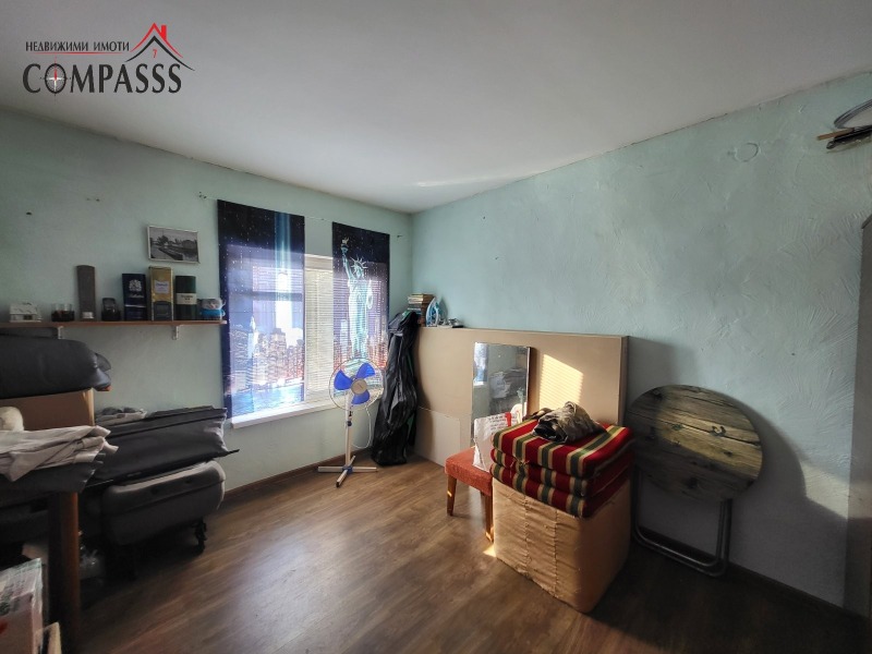 Продава КЪЩА, с. Изворово, област Добрич, снимка 7 - Къщи - 52234355