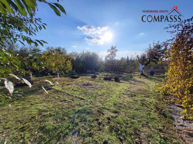 Продава КЪЩА, с. Изворово, област Добрич, снимка 13 - Къщи - 52234355