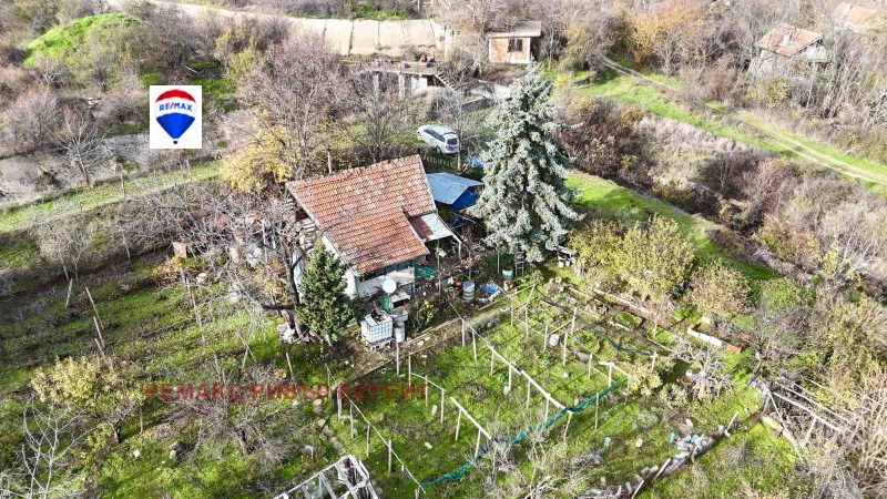 Продава ВИЛА, гр. Русе, Долапите, снимка 3 - Вили - 52576334