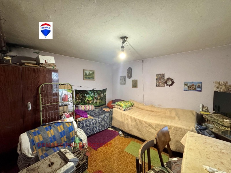 Продава ВИЛА, гр. Русе, Долапите, снимка 12 - Вили - 52576334