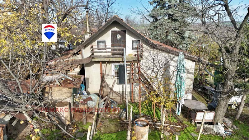 Продава ВИЛА, гр. Русе, Долапите, снимка 9 - Вили - 52576334