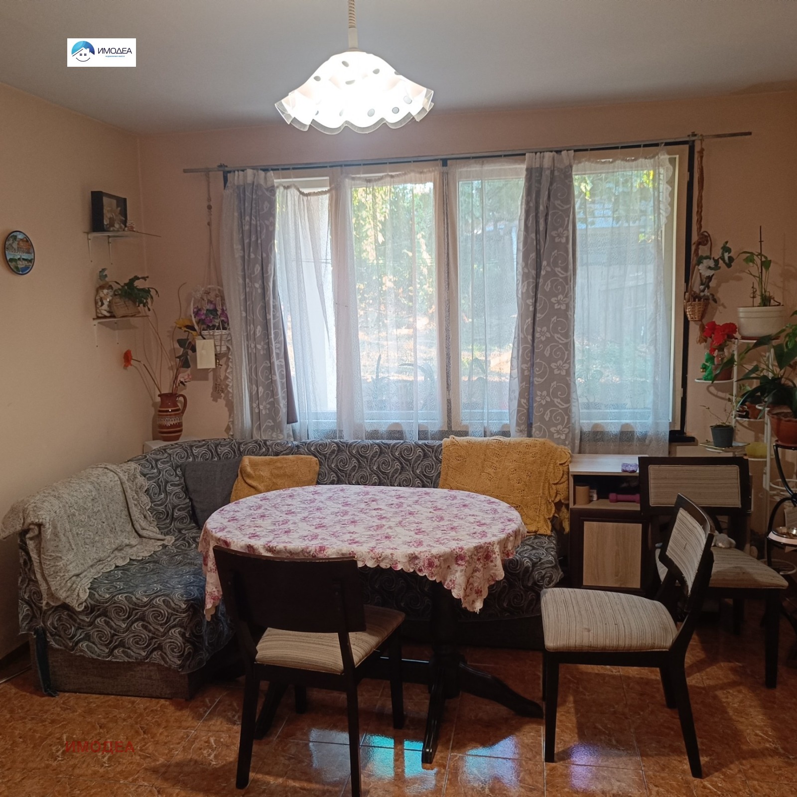Продава ЕТАЖ ОТ КЪЩА, гр. Дебелец, област Велико Търново