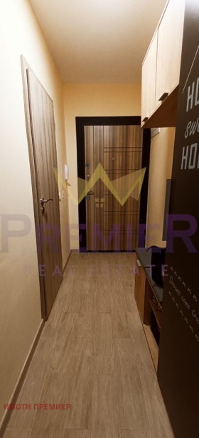 1 dormitorio Pobeda, Varna 7