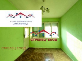 3-стаен град Добрич, Център 7