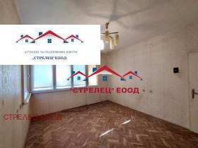 3-стаен град Добрич, Център 9