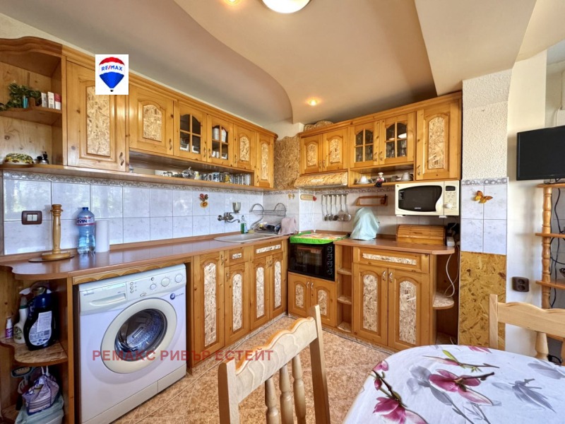 Zu verkaufen  1 Schlafzimmer Ruse , Tscharodejka - Sewer , 64 qm | 60007483 - Bild [5]