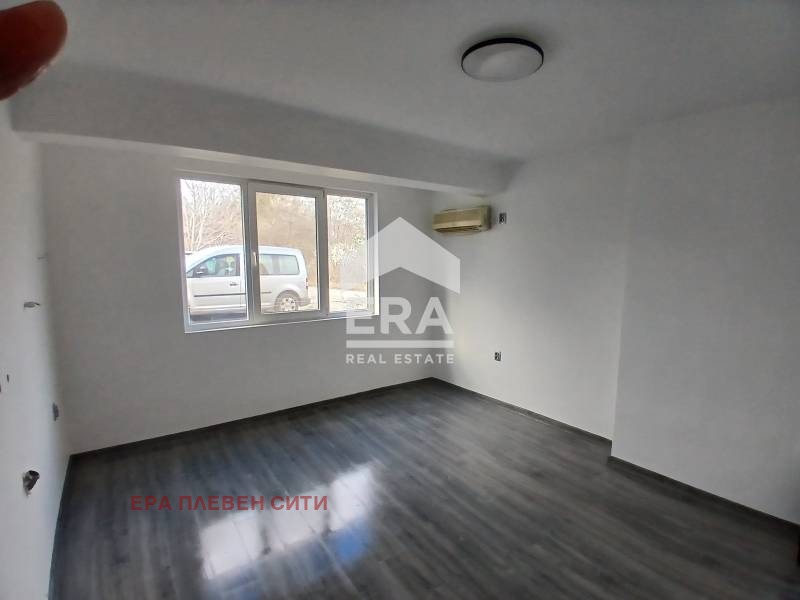 Продава 2-СТАЕН, гр. Плевен, Сторгозия, снимка 3 - Апартаменти - 52440006