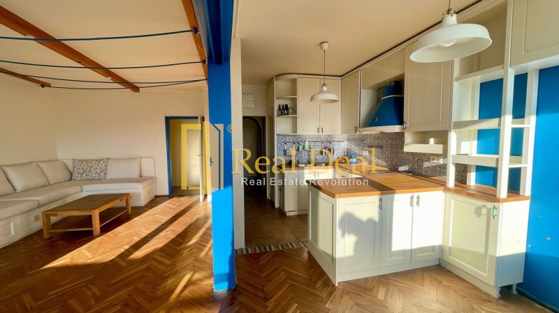 Продава  3-стаен град София , Лозенец , 120 кв.м | 92582342