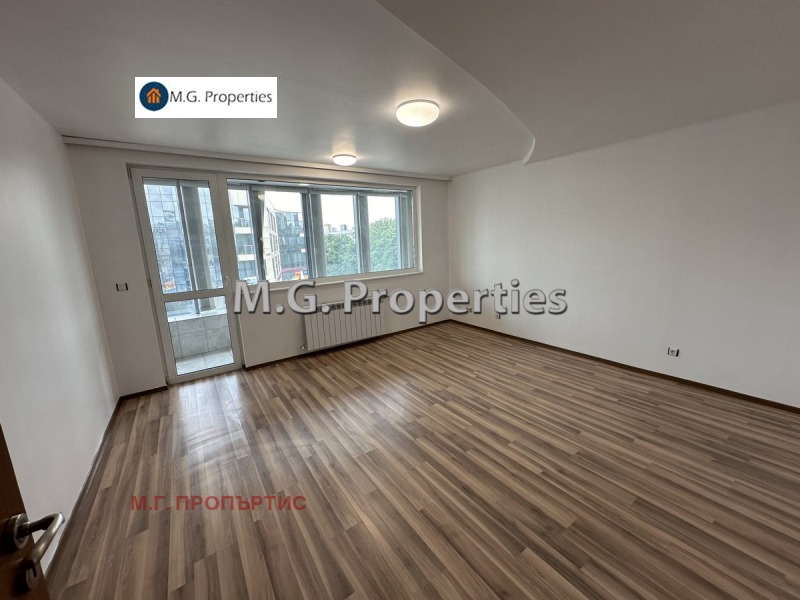 In vendita  3 camere da letto Dobrich , Tsentar , 280 mq | 88287407 - Immagine [12]