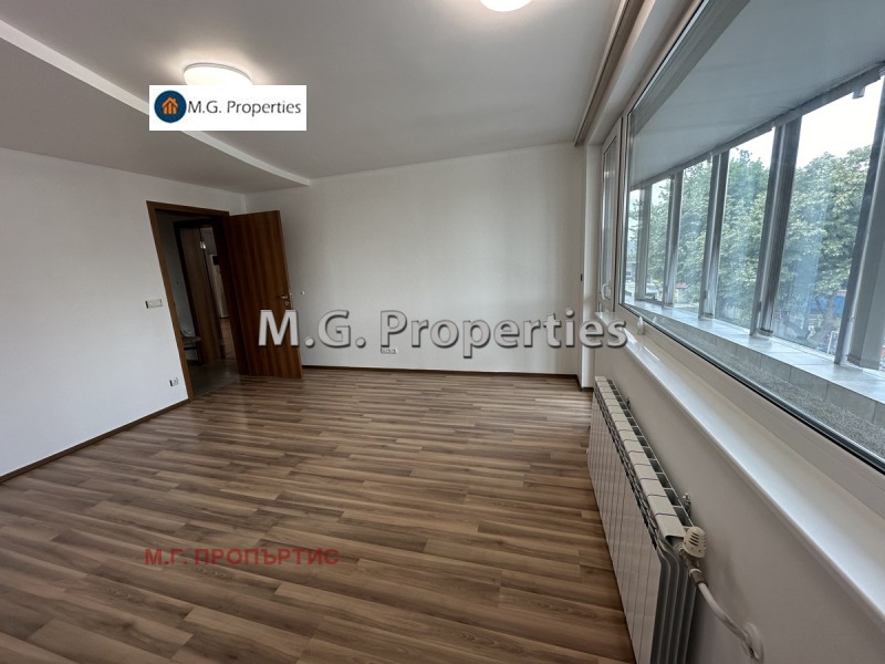 Te koop  3 slaapkamers Dobritsj , Tsentar , 280 m² | 88287407 - afbeelding [13]