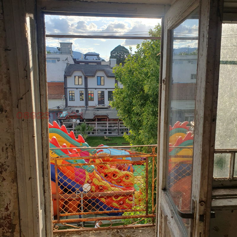 Продава ЕТАЖ ОТ КЪЩА, гр. Кюстендил, Център, снимка 3 - Етаж от къща - 52960879