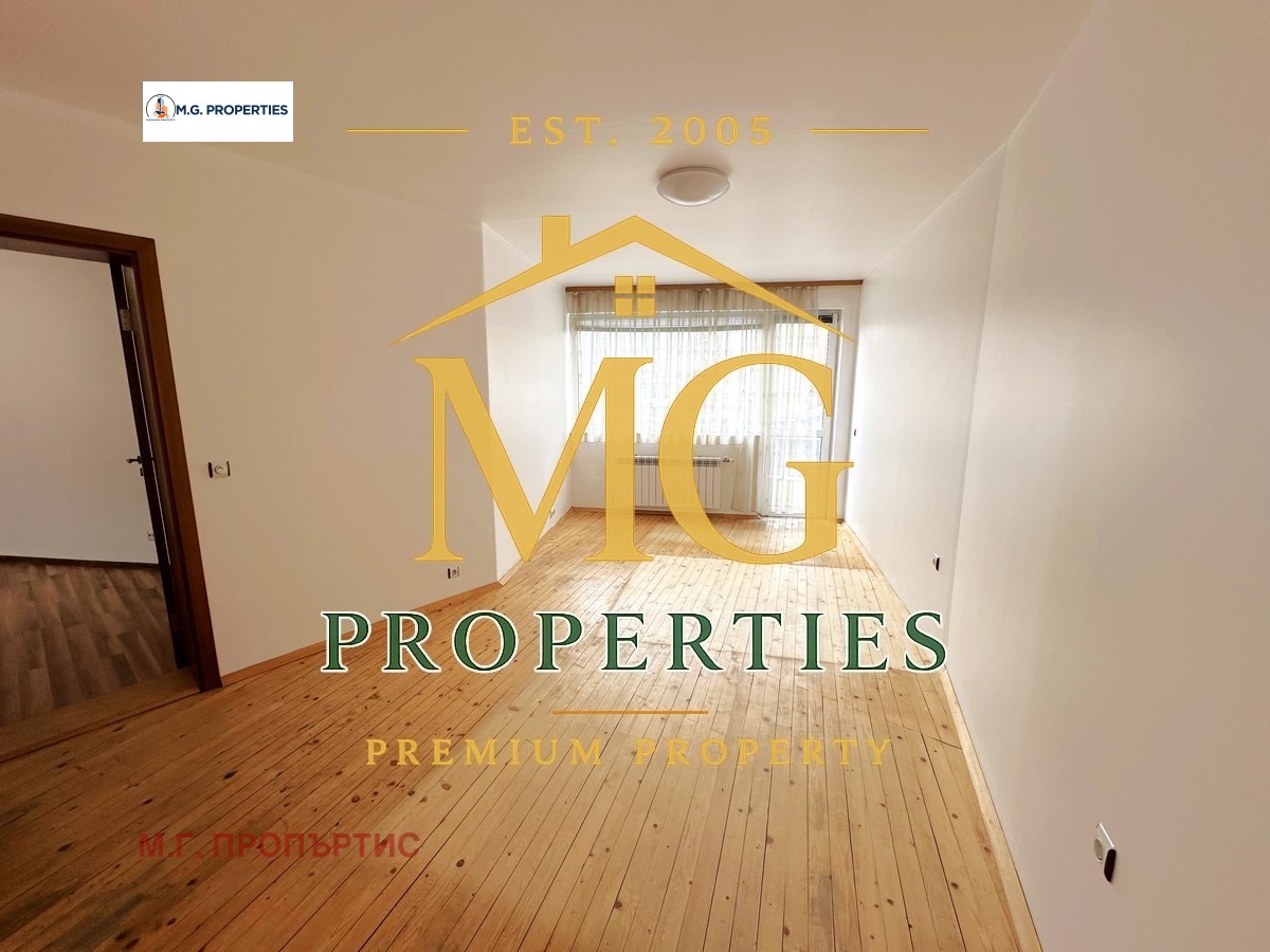 Продава 4-СТАЕН, гр. Добрич, Център, снимка 8 - Апартаменти - 47031177