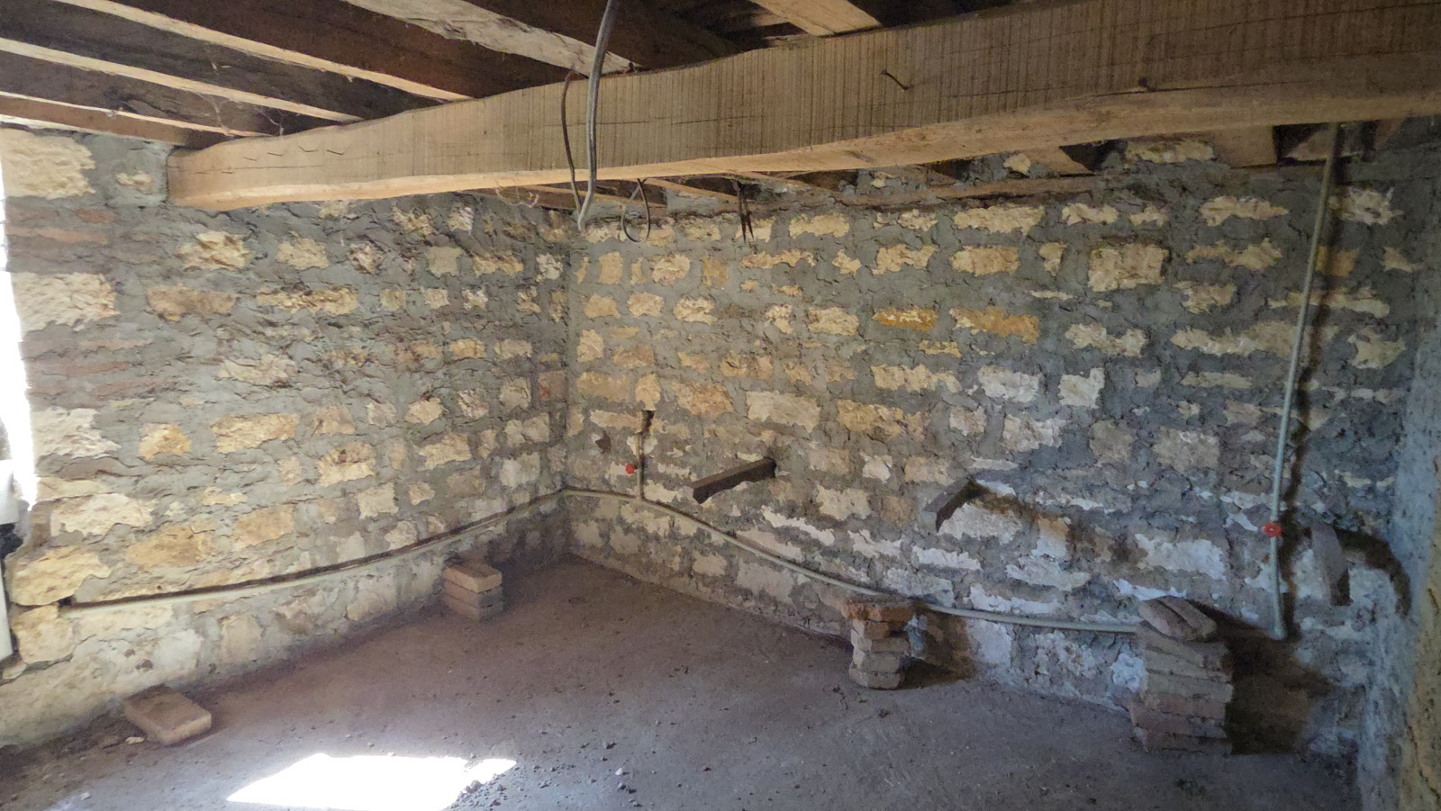 Продава КЪЩА, с. Червенци, област Варна, снимка 9 - Къщи - 55676940