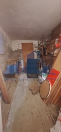 Продава ЕТАЖ ОТ КЪЩА, град Шумен, Гривица • 299000 лв. / 152876.27 € • 43638598 16