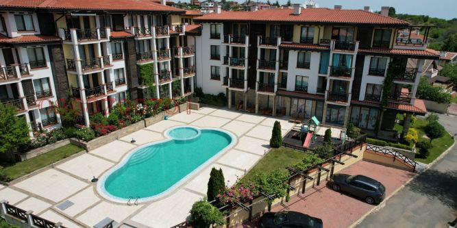 Продава 2-СТАЕН, гр. Черноморец, област Бургас, снимка 2 - Апартаменти - 52785912