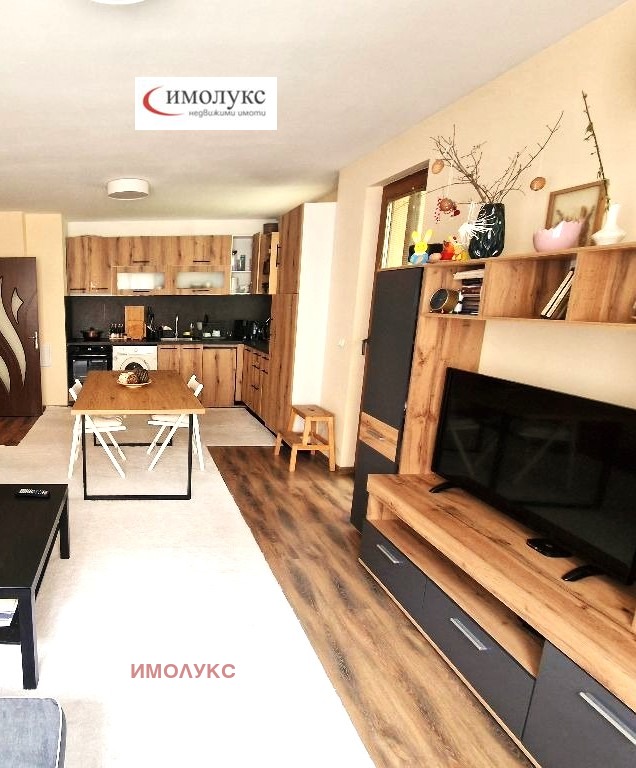 Продаја  1 спаваћа соба Софија , Центар , 65 м2 | 57448617