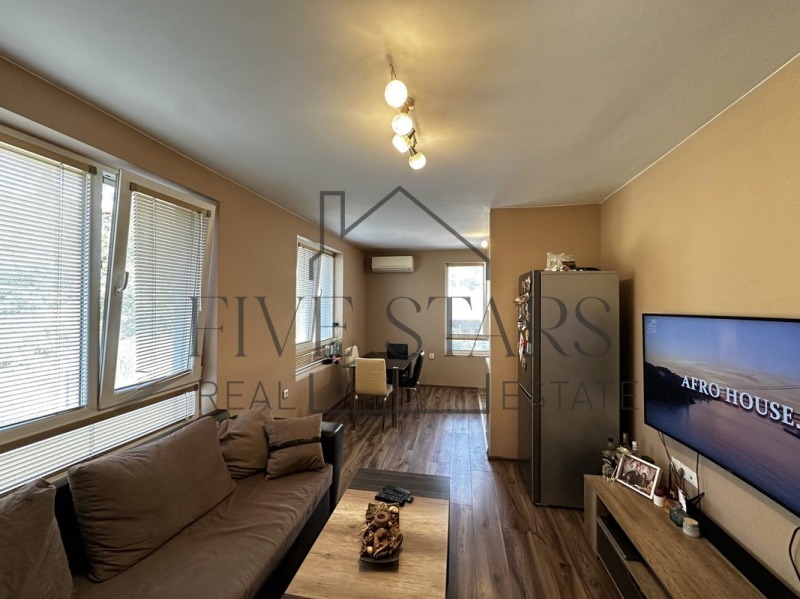 In vendita  1 camera da letto Varna , Vazragdane 3 , 72 mq | 26210484