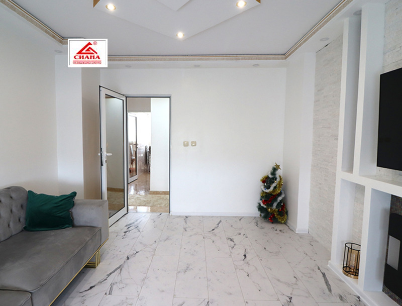 Продава  3-стаен град Русе , Чародейка - Север , 78 кв.м | 36515218 - изображение [2]