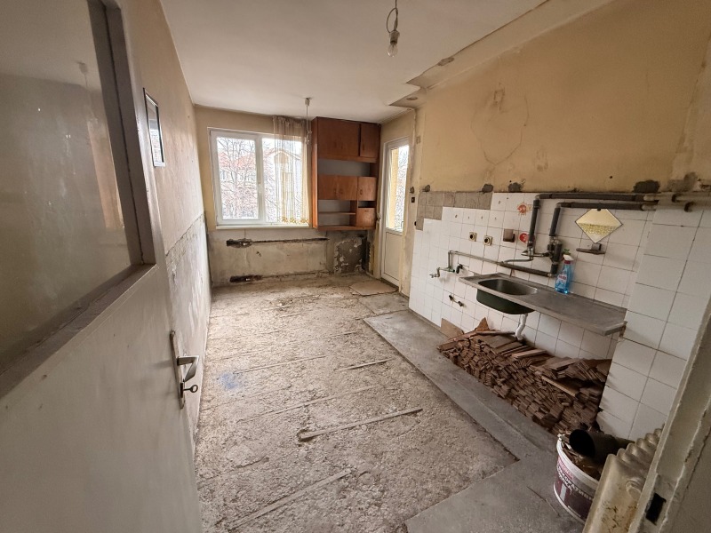 Продава 3-СТАЕН, гр. София, Център, снимка 7 - Апартаменти - 53160159