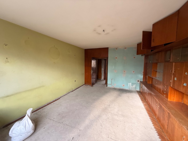 Продава 3-СТАЕН, гр. София, Център, снимка 2 - Апартаменти - 53160159