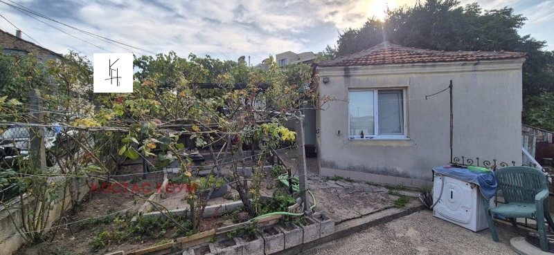 Продава КЪЩА, гр. Варна, Аспарухово, снимка 3 - Къщи - 53041832