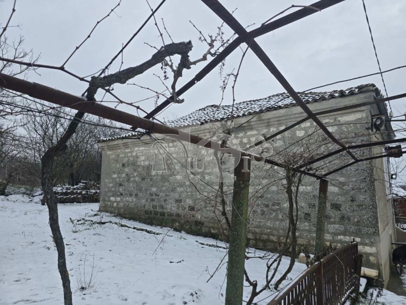 Продава КЪЩА, с. Ведрина, област Добрич, снимка 8 - Къщи - 53122696