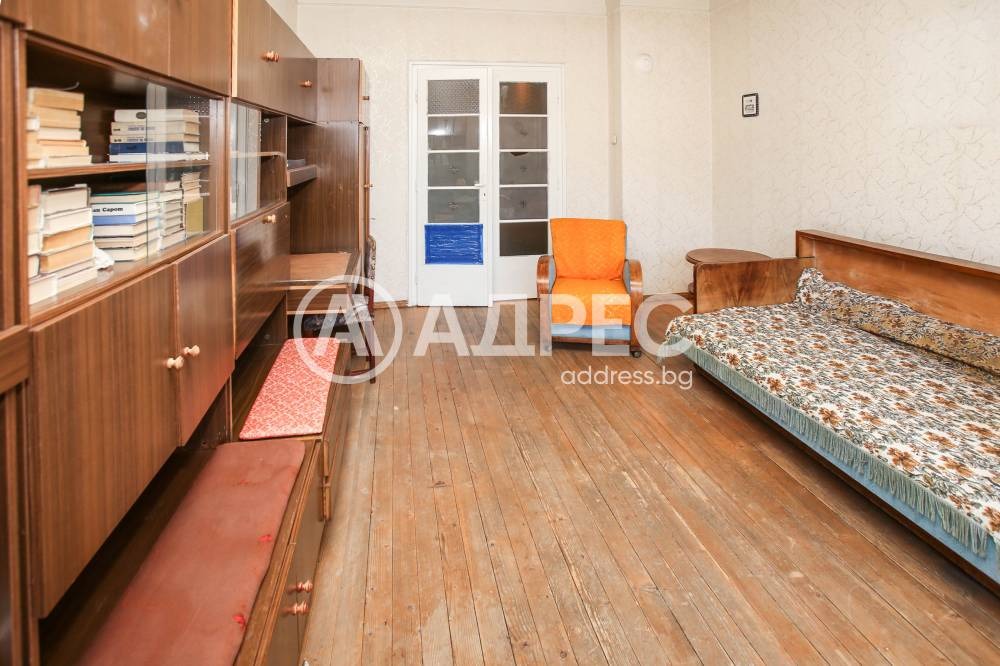 Продава 3-СТАЕН, гр. София, Център, снимка 8 - Апартаменти - 54354040