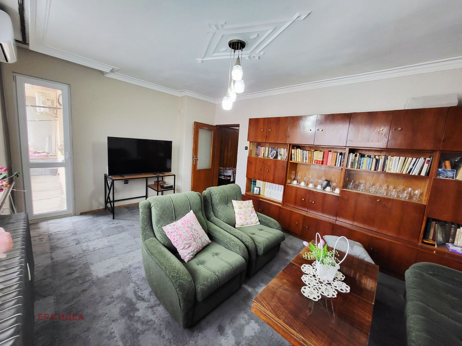 Продава МНОГОСТАЕН, гр. Плевен, Широк център, снимка 2 - Апартаменти - 54200602