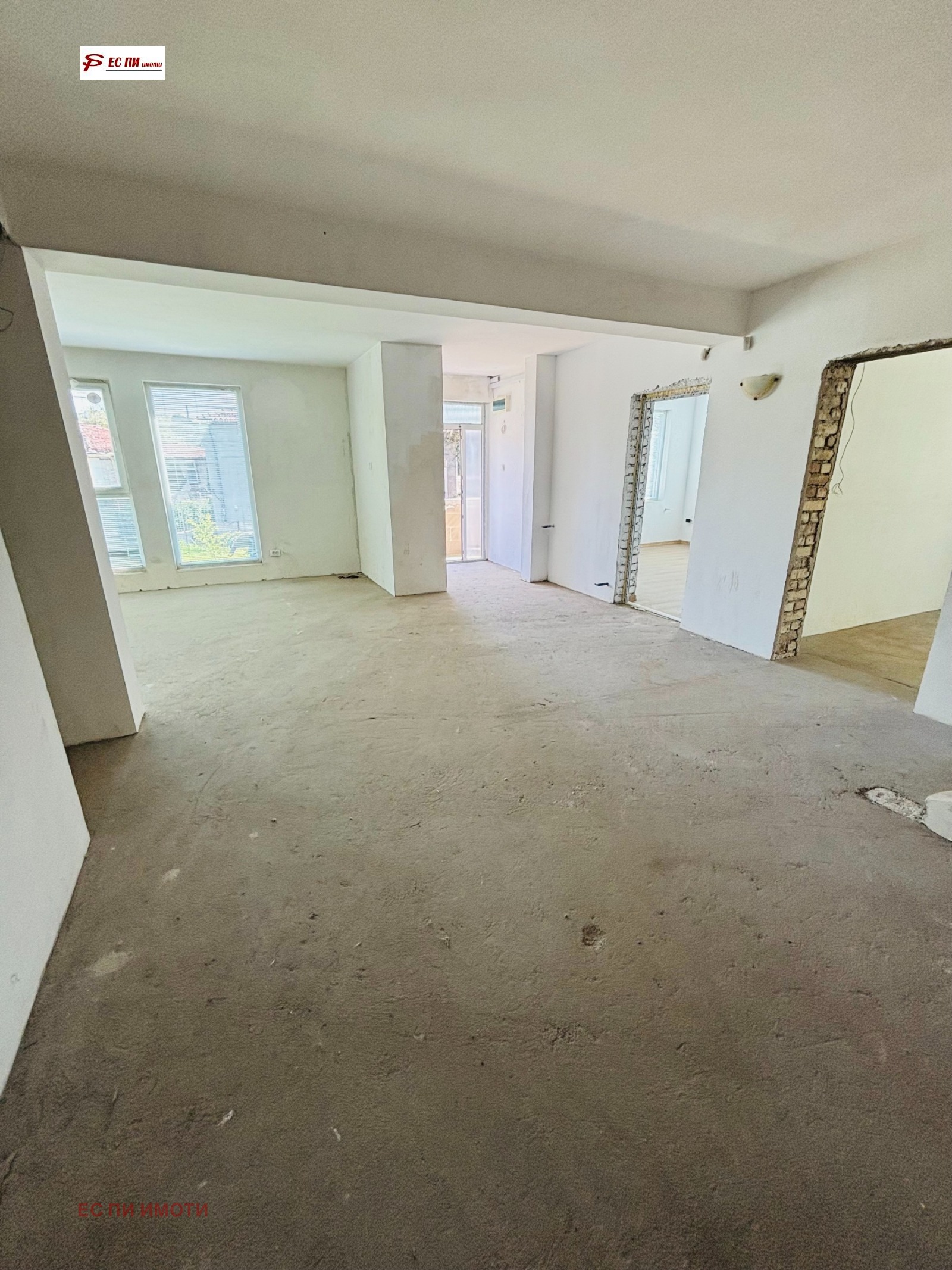 Продава КЪЩА, гр. Русе, Център, снимка 7 - Къщи - 48187971