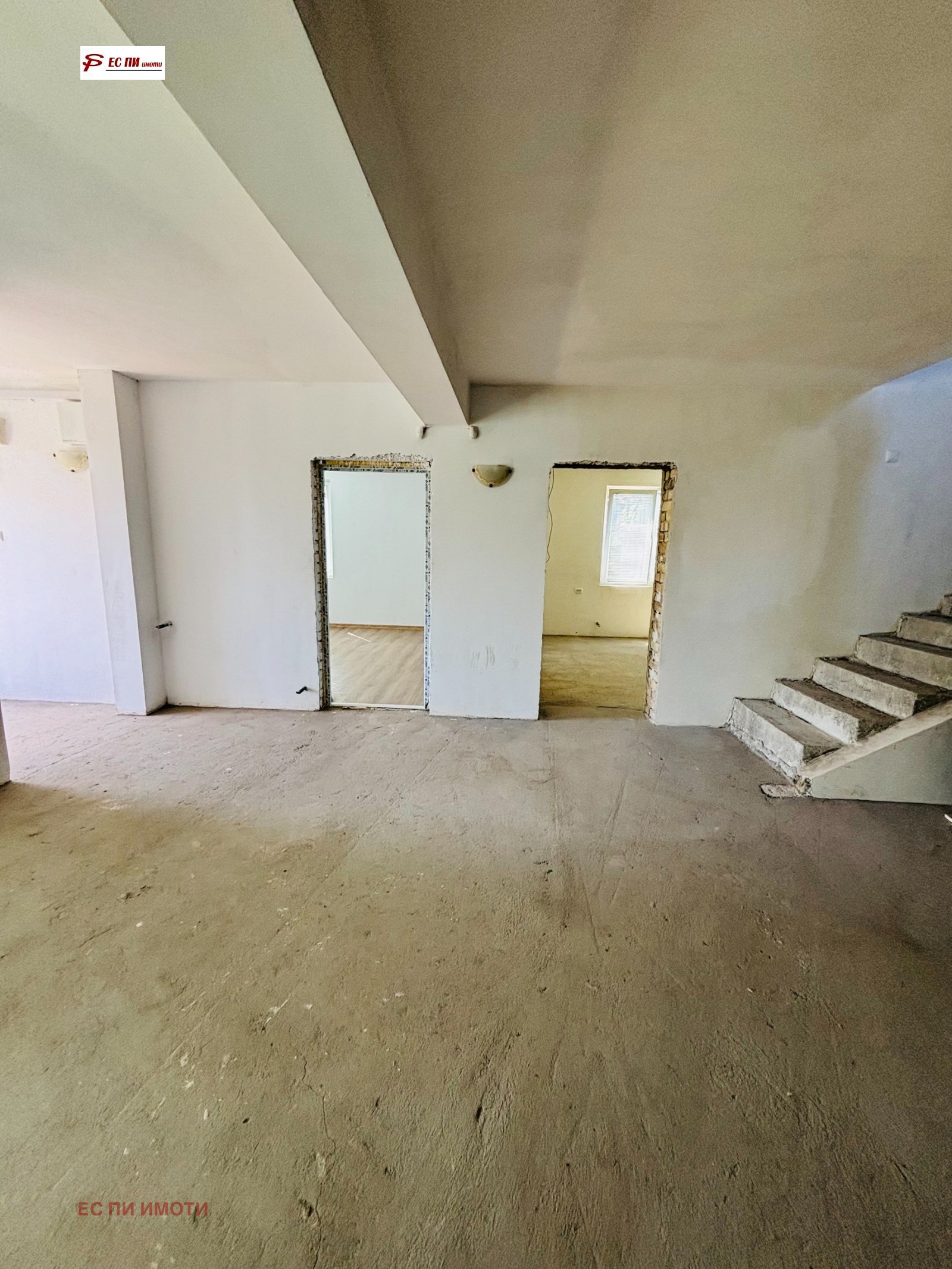 Продава КЪЩА, гр. Русе, Център, снимка 8 - Къщи - 48187971