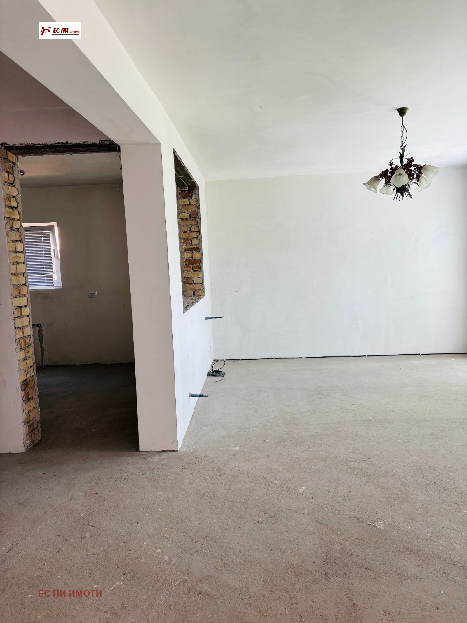 Продава КЪЩА, гр. Русе, Център, снимка 3 - Къщи - 48187971