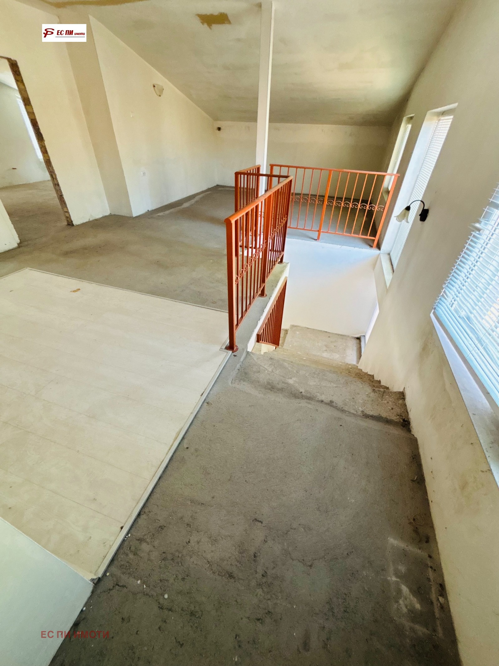 Продава КЪЩА, гр. Русе, Център, снимка 10 - Къщи - 48187971