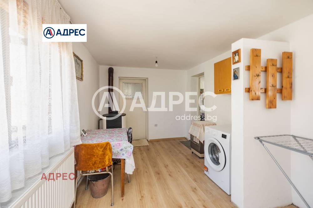 Продава КЪЩА, с. Орешак, област Варна, снимка 7 - Къщи - 53883008