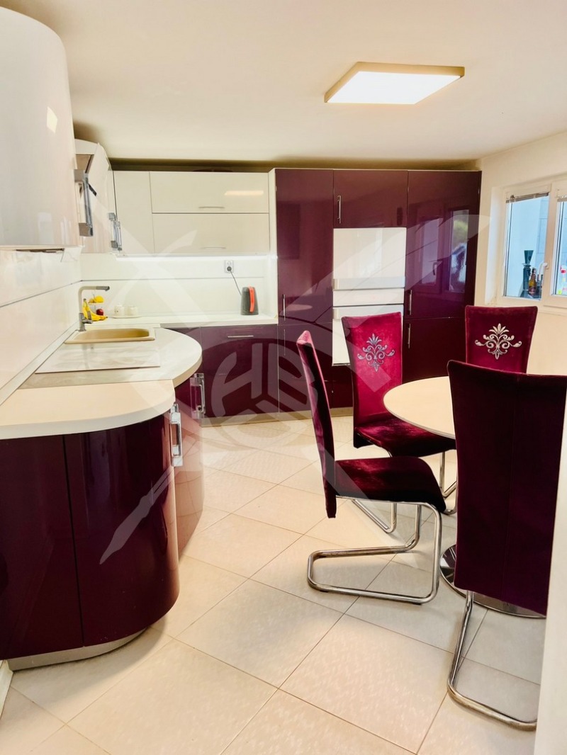 Продава КЪЩА, гр. София, гр. Банкя, снимка 2 - Къщи - 53327034