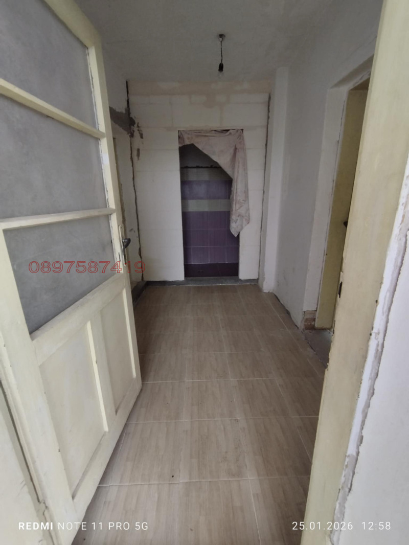 Продава КЪЩА, с. Новград, област Русе, снимка 11 - Къщи - 53456697