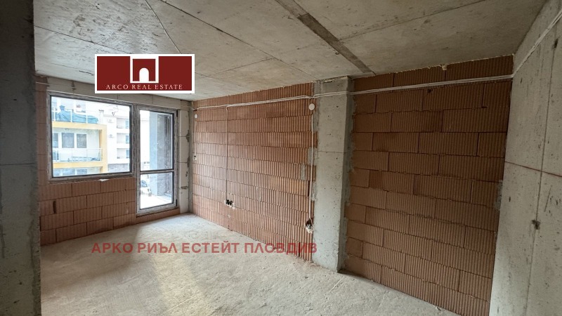 Продава 2-СТАЕН, гр. Пловдив, Гагарин, снимка 1 - Aпартаменти - 49005688