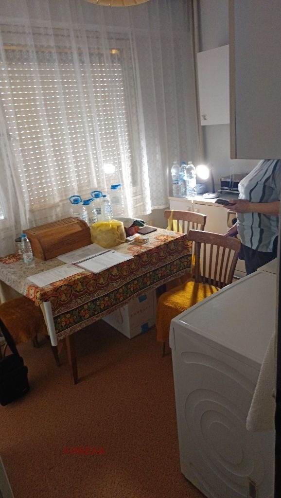 Продава 2-СТАЕН, гр. Радомир, област Перник, снимка 3 - Апартаменти - 55524089