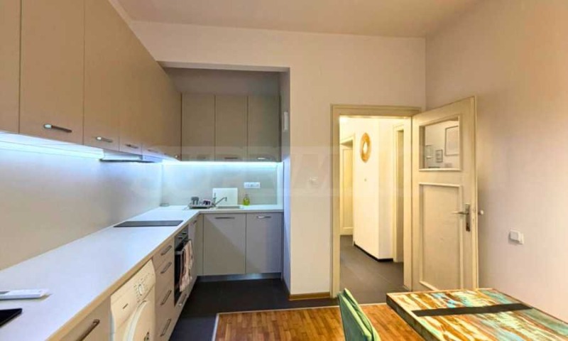 Продава 3-СТАЕН, гр. Пловдив, Център, снимка 3 - Апартаменти - 53076200