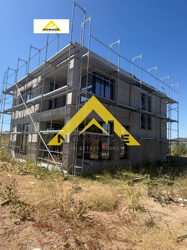 Продава КЪЩА, с. Белащица, област Пловдив