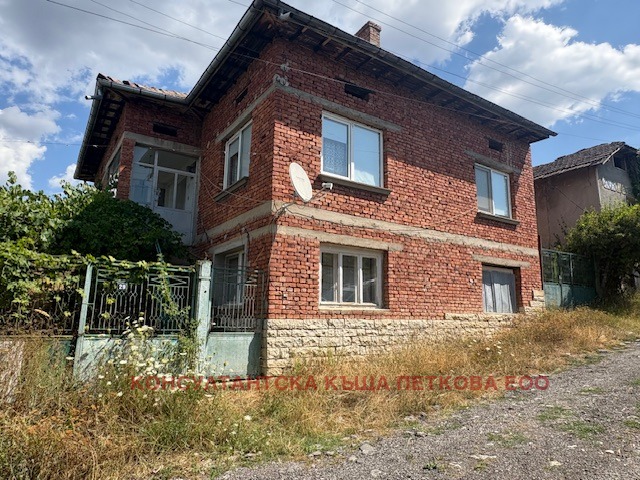 Продава  Къща област Ловеч , гр. Угърчин , 98 кв.м | 45649622