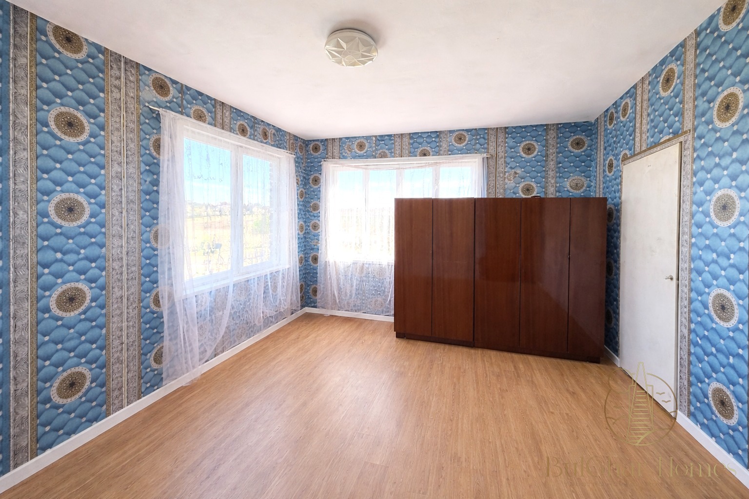 Продава КЪЩА, гр. Провадия, област Варна, снимка 4 - Къщи - 53904106