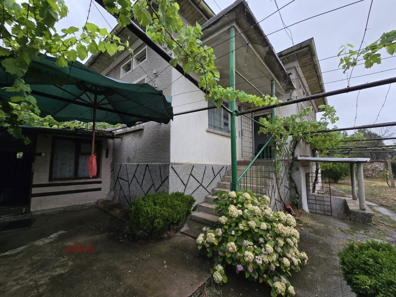 Продава КЪЩА в област Пловдив, с. Иганово - 160 кв.м / 75 000 € » 146 687.25 лв., АЙКО