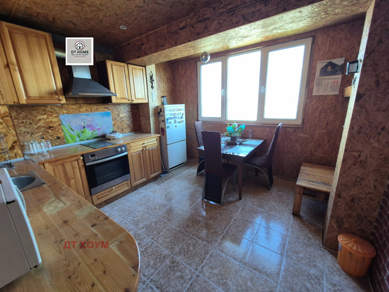 Na sprzedaż  1 sypialnia Ruse , Czarodejka - Jug , 60 mkw | 67996025 - obraz [5]