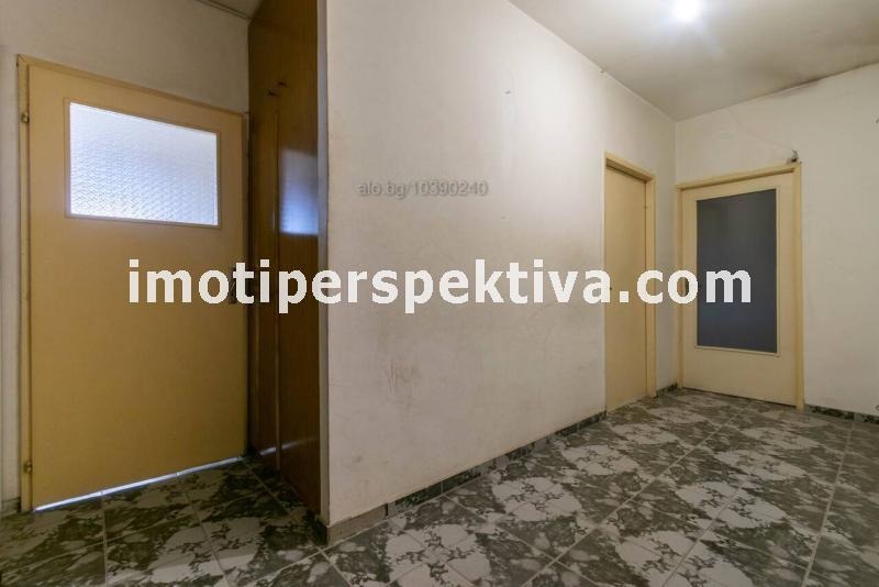 Продава 2-СТАЕН, гр. Пловдив, Кючук Париж, снимка 9 - Апартаменти - 53021495