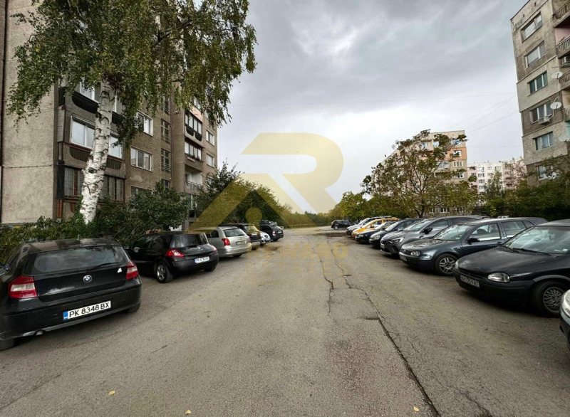 In vendita  2 camere da letto Pernik , Iztok , 90 mq | 78785105 - Immagine [9]