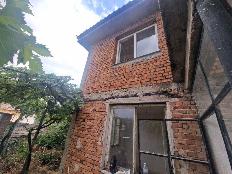 Eladó  Ház régió Plovdiv , Carimir , 142 négyzetméter | 46571136 - kép [4]