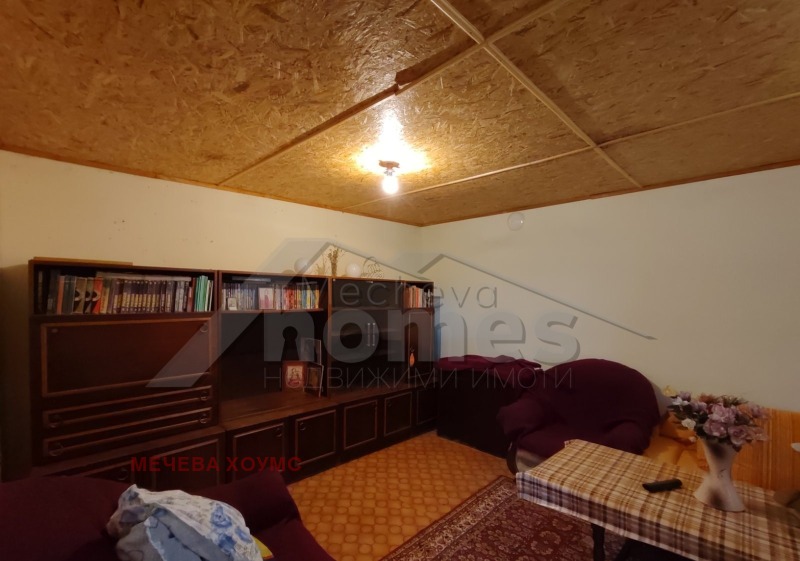 Продава КЪЩА, с. Диня, област Стара Загора, снимка 11 - Къщи - 52874422